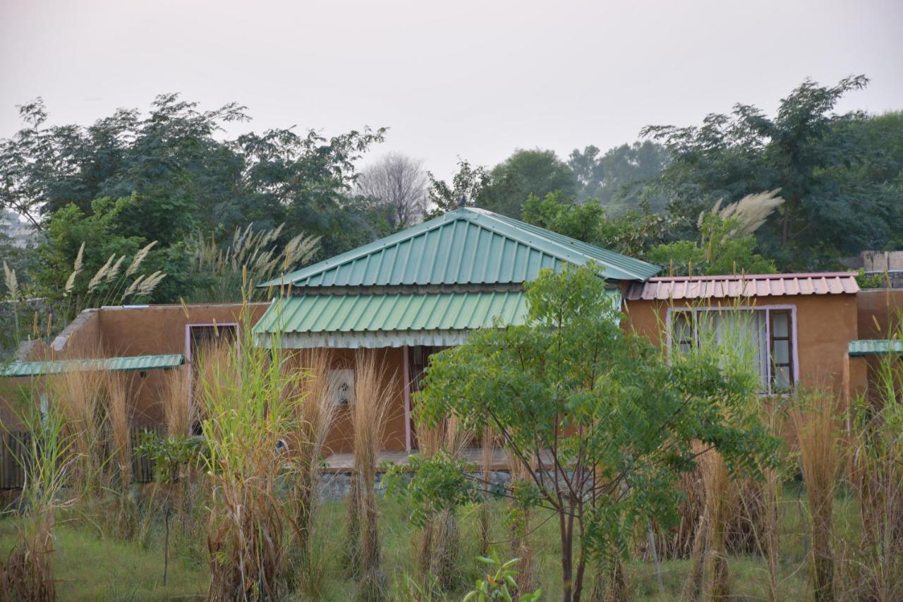 Bagh Serai - Rustic Cottage With Private Pool ساواي مادهوبور المظهر الخارجي الصورة